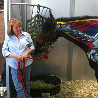 Painting Horses with Chalk